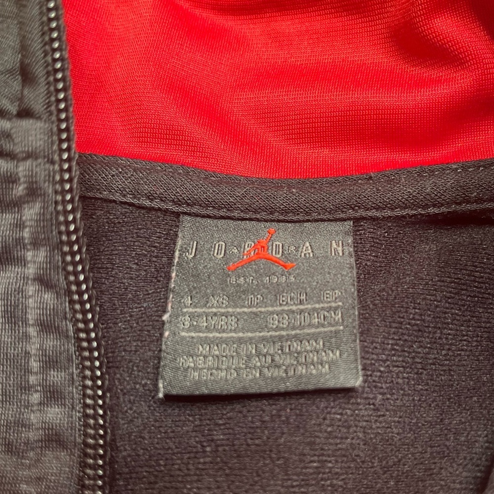 Air Jordan Little Kids Full Zip Track Jacket - Red, Black, & Grey Size 4 (XS) - Picture 7 of 8